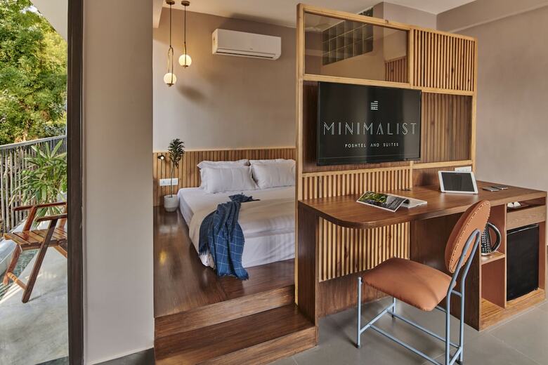 Hostal Minimalist Poshtel And Suites