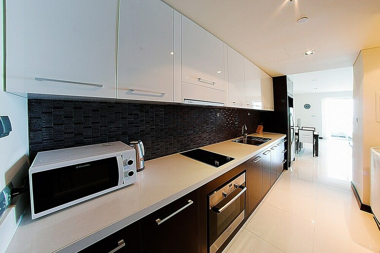 Aparthotel Ibeach Seaview Centre Apartment