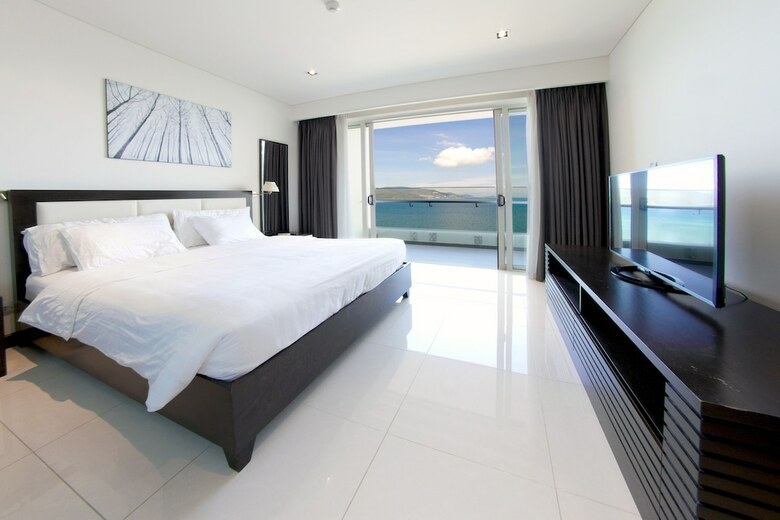 Aparthotel Ibeach Seaview Centre Apartment