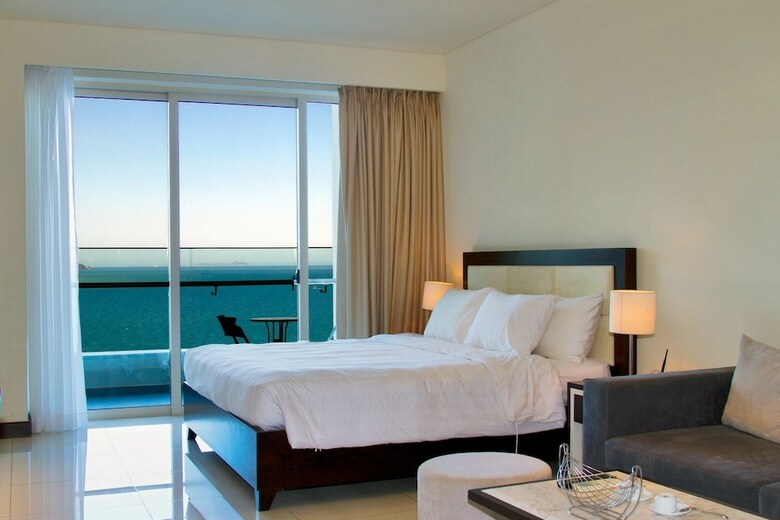 Aparthotel Ibeach Seaview Centre Apartment