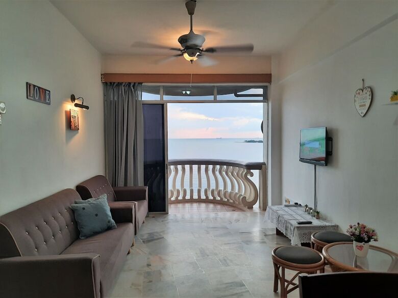 Hotel Maison Seaview Suites Port Dickson