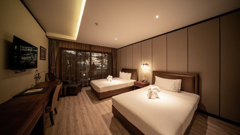 Hotel Les Palm Beach Front Koh Yao Yai