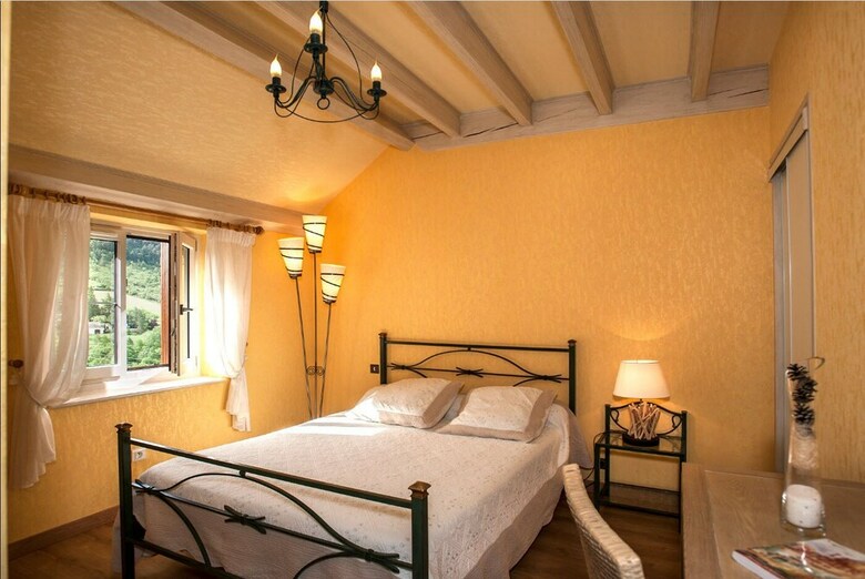 Hotel Chambres D'h�tes La Pause