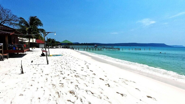 Hotel Beyond Beach Resort