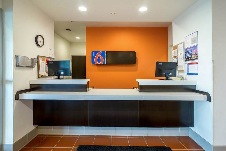 Hotel Motel 6 Williston, Nd