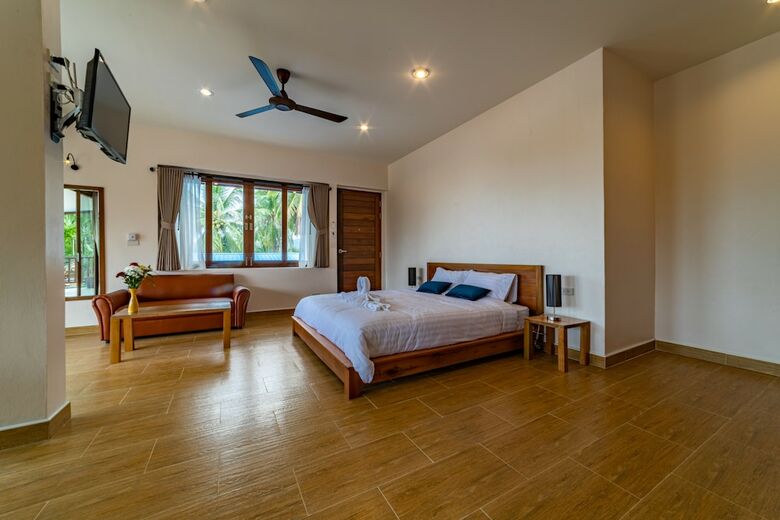 Le Grand Bleu Hotel