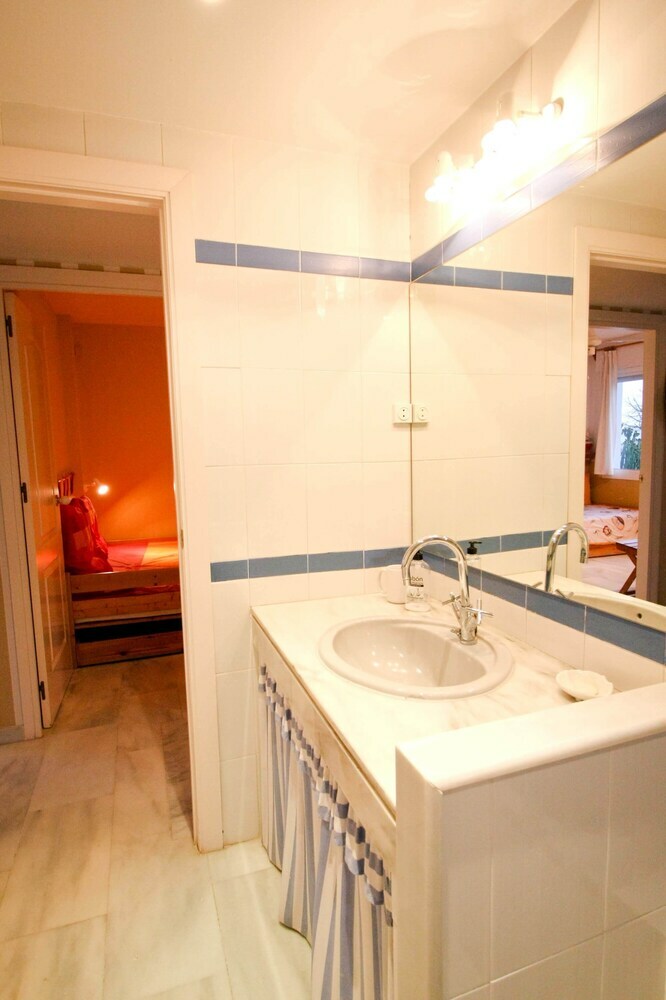 Apartamentos Suitur Beachfront Duplex With Pool And Sea Views