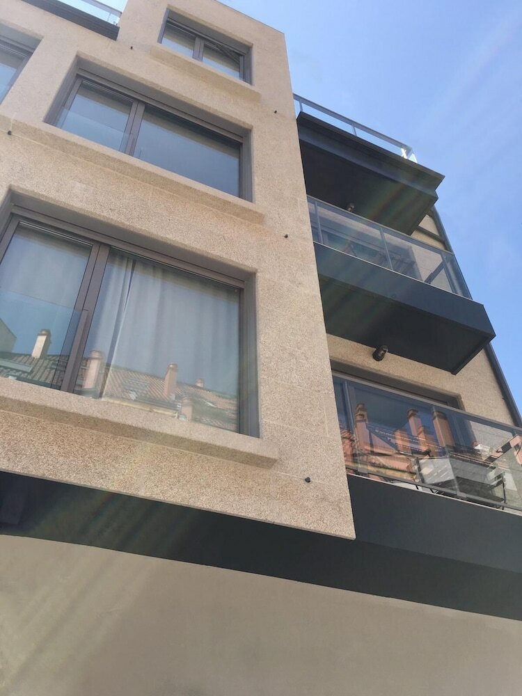 Apartamentos Casas � Beira
