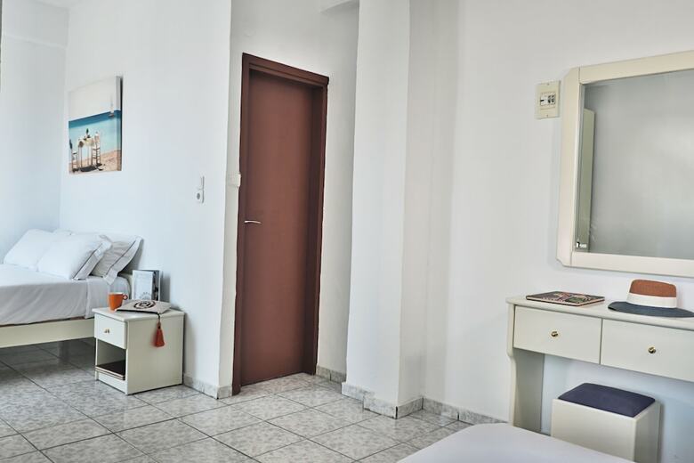 Hotel Acrotel Lily Ann Village