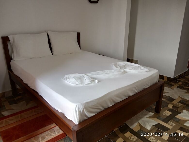 Hn City Center Hotel