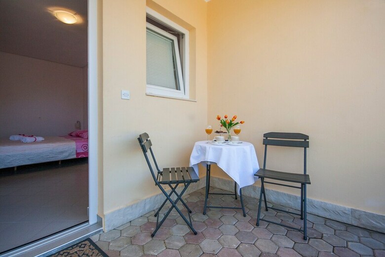 Hotel Apartments & Rooms Mikelin