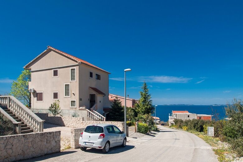 Hotel Apartments & Rooms Mikelin