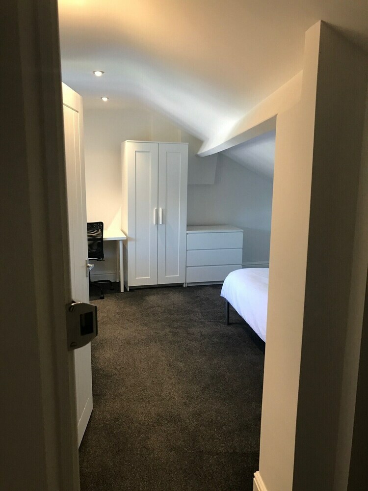 Residencia Self Contained Studio