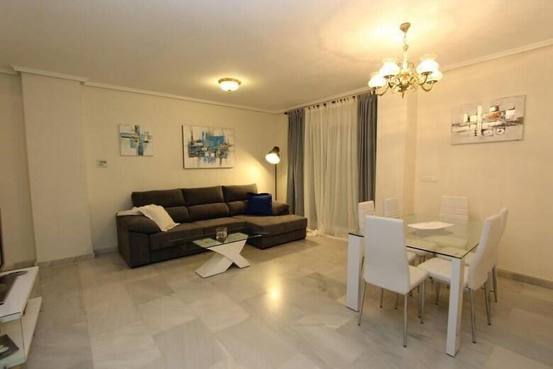 Apartamentos Atico Marina Raset