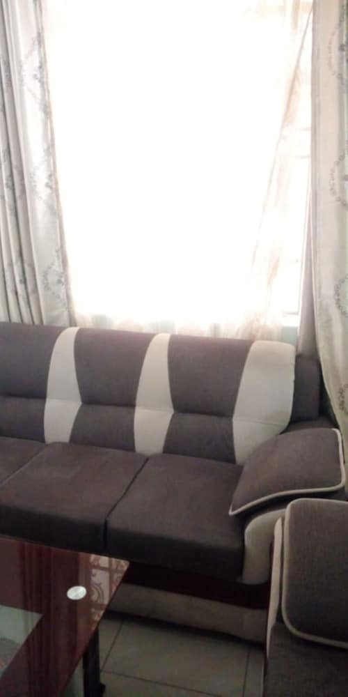 Mt. Ararat Hotel