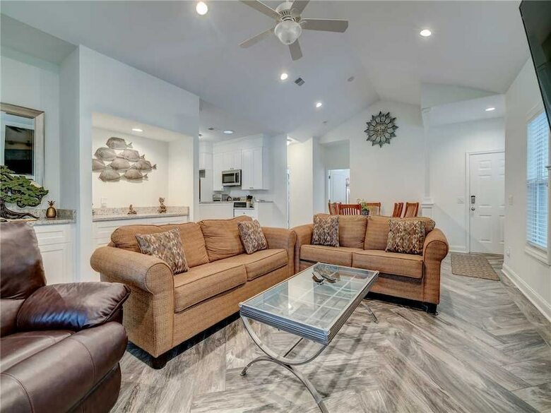 Links 8b, 3 Bedrooms, Golf Views, Pool, Sleeps 8