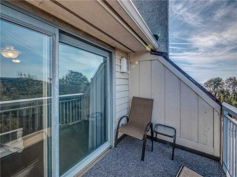 Breakers 304, 1 Bedroom, Beach Front, Sleeps 4
