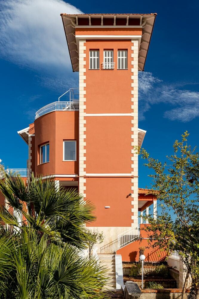Bed & Breakfast Villa Edera Rental Rooms