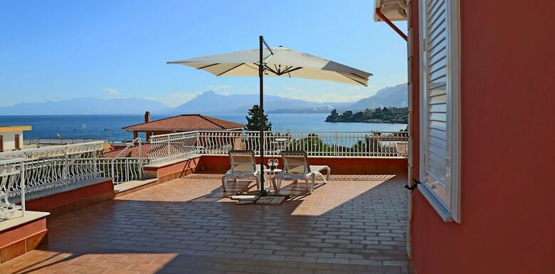 Bed & Breakfast Villa Edera Rental Rooms
