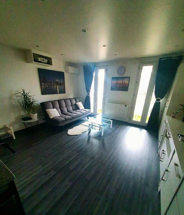 Apartamento Studio In Poissy, With Wifi