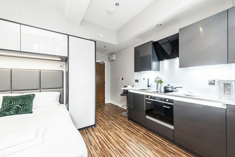Manchester Studios And Apartments