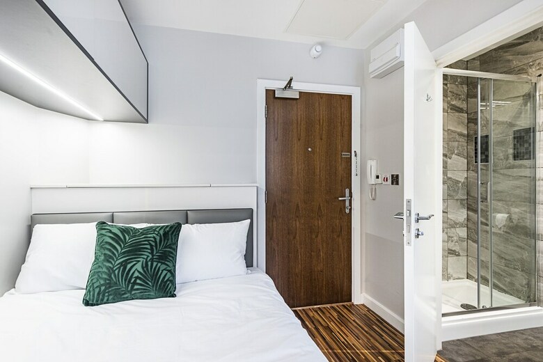 Manchester Studios And Apartments