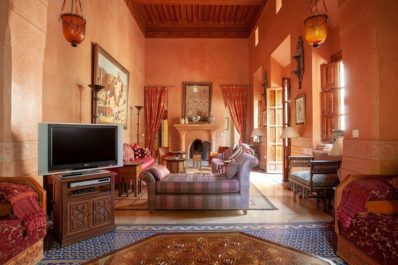 Villa Avirona