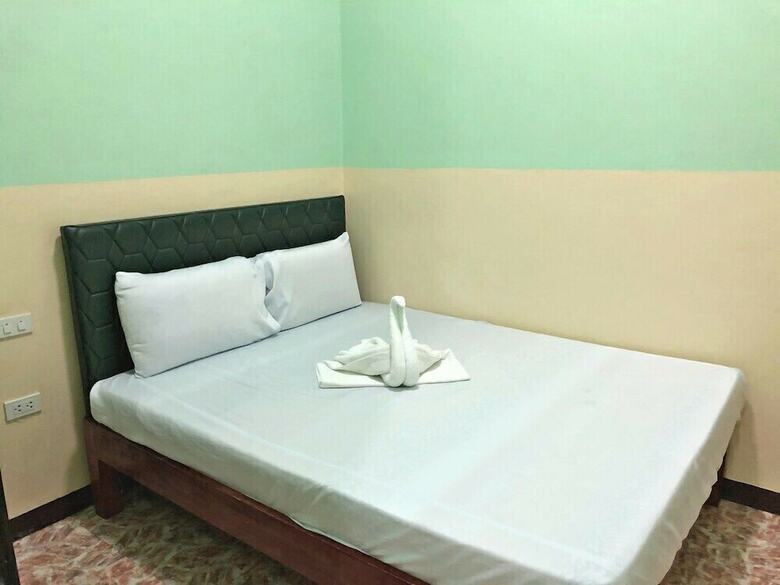Hotel Knights Ko Suites