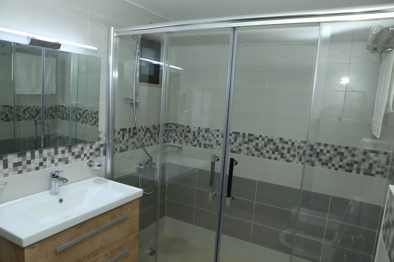 Aparthotel Triple A Hotel Apartment