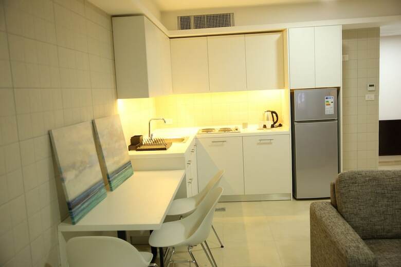 Aparthotel Triple A Hotel Apartment