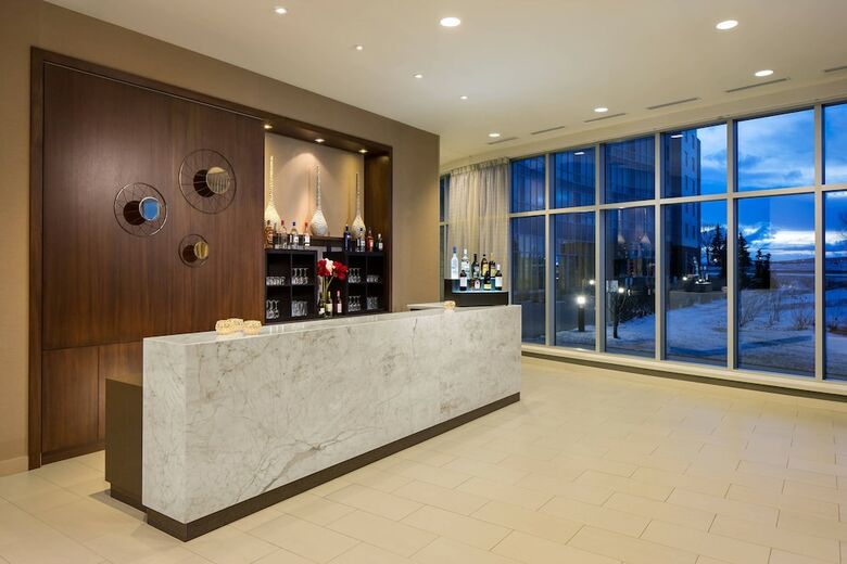 Hotel Courtyard By Marriott Calgary Airport