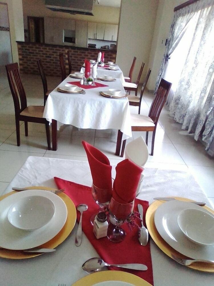Motswedi Hotel
