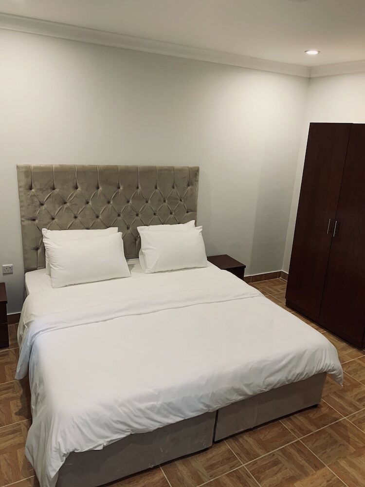 Vera House & Hotel