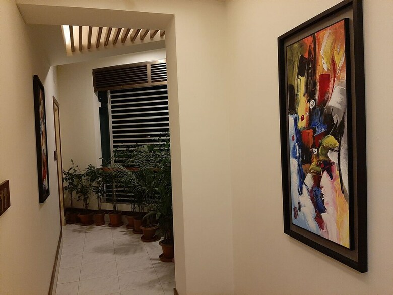 Grand Circle Inn Hotel & Suites