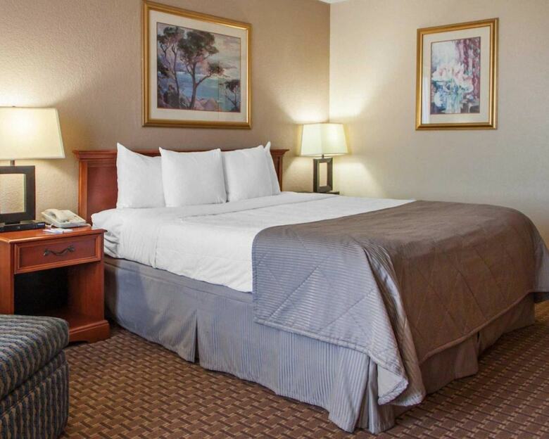 Hotel Clarion Inn