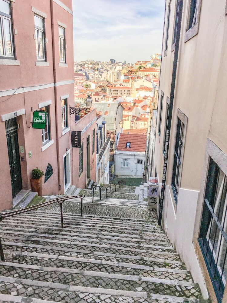 Castelo Terrace Apartments