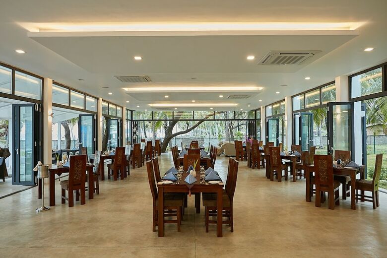 Hotel Margosa Bay