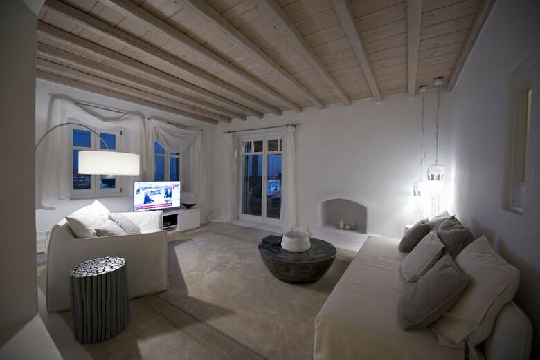 Villa Azurite 3 Bedroom Villa In Psarrou With Private Pool