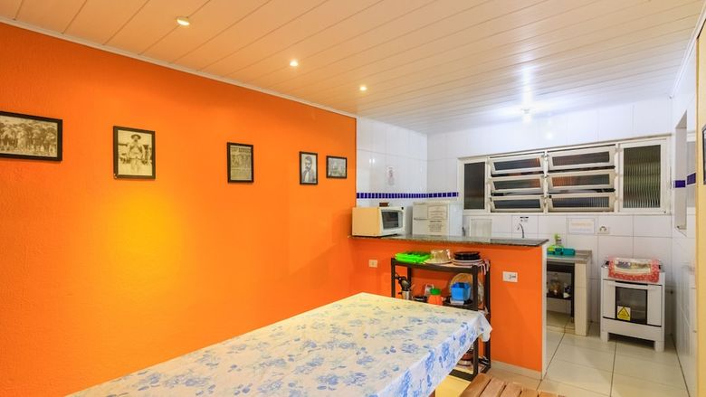 Hostal Guaruj� Hostel