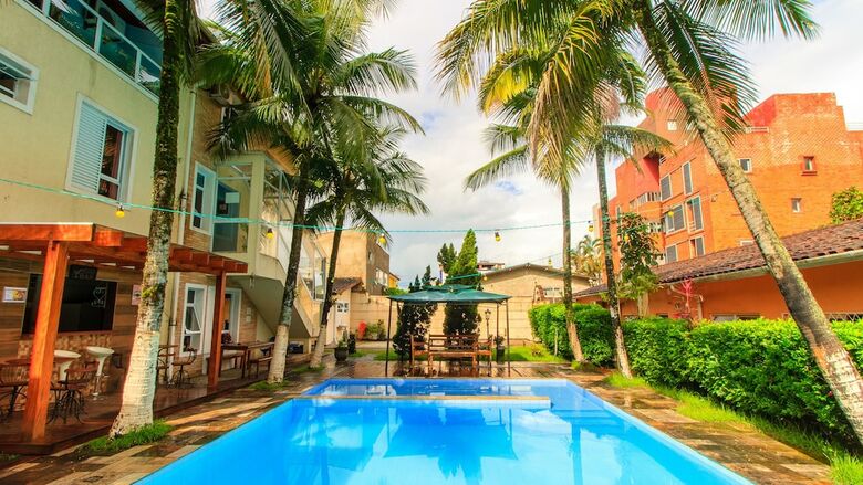 Hostal Guaruj� Hostel