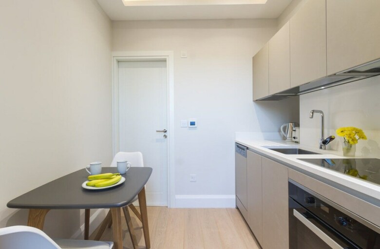 1 Bedroom Duplex To Rent- Clanricarde 8