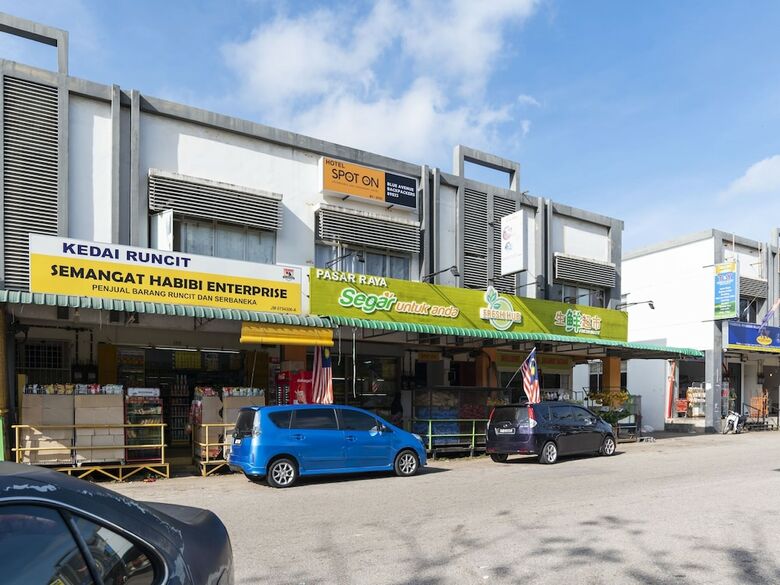 Hotel Spot On 89833 Blue Avenue Backpackers