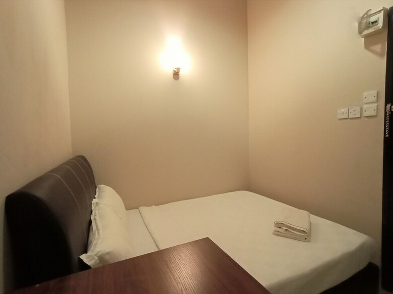 Hotel Spot On 89838 Lm Residence