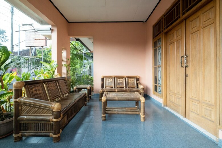 Hotel Oyo 2889 Abel Homestay Syariah