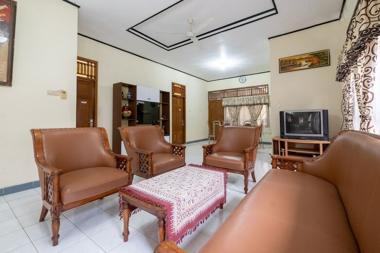Hotel Oyo 2889 Abel Homestay Syariah