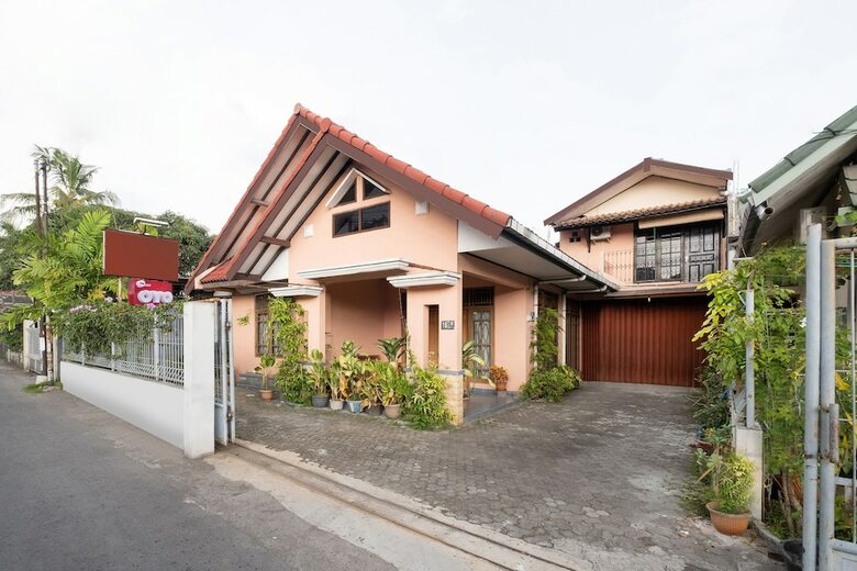 Hotel Oyo 2889 Abel Homestay Syariah