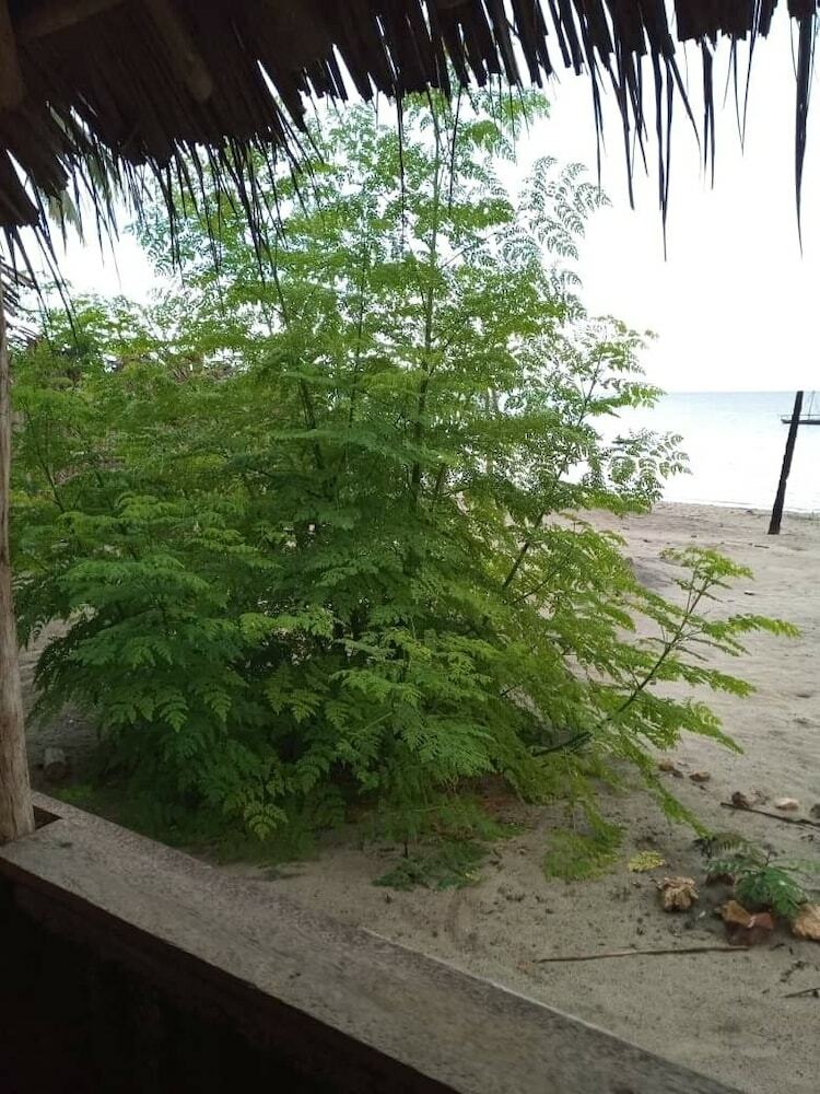 Hotel Ushongo Beach Bandas