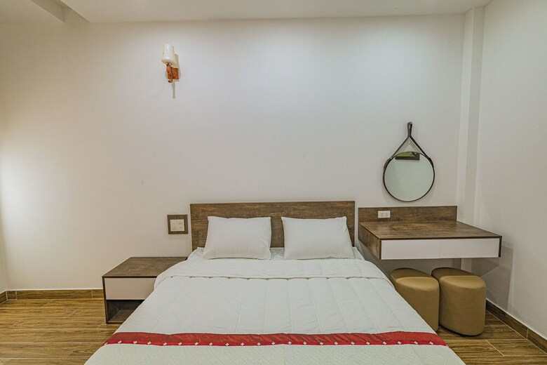 Phan Thong Vang Hotel