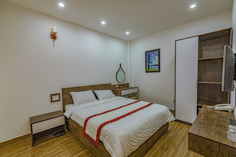 Phan Thong Vang Hotel