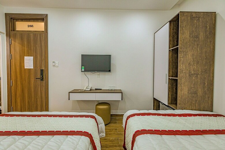 Phan Thong Vang Hotel